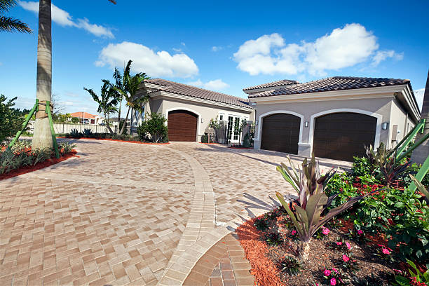  Hanford, CA Driveway Pavers Pros